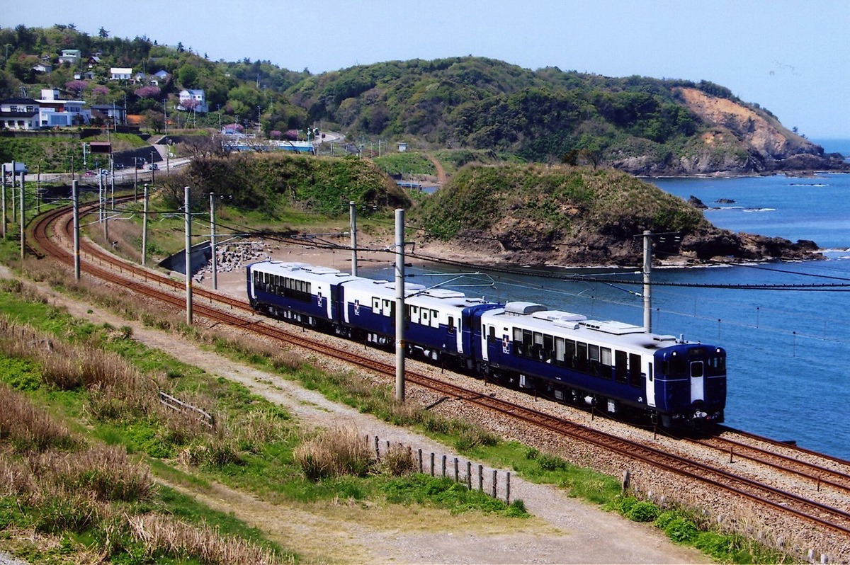 Koshino Shu-Kura-main-Japan railways-trains