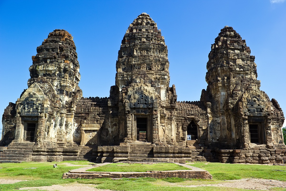 Phra-Prang-Sam-Yot_Lopburi_Central