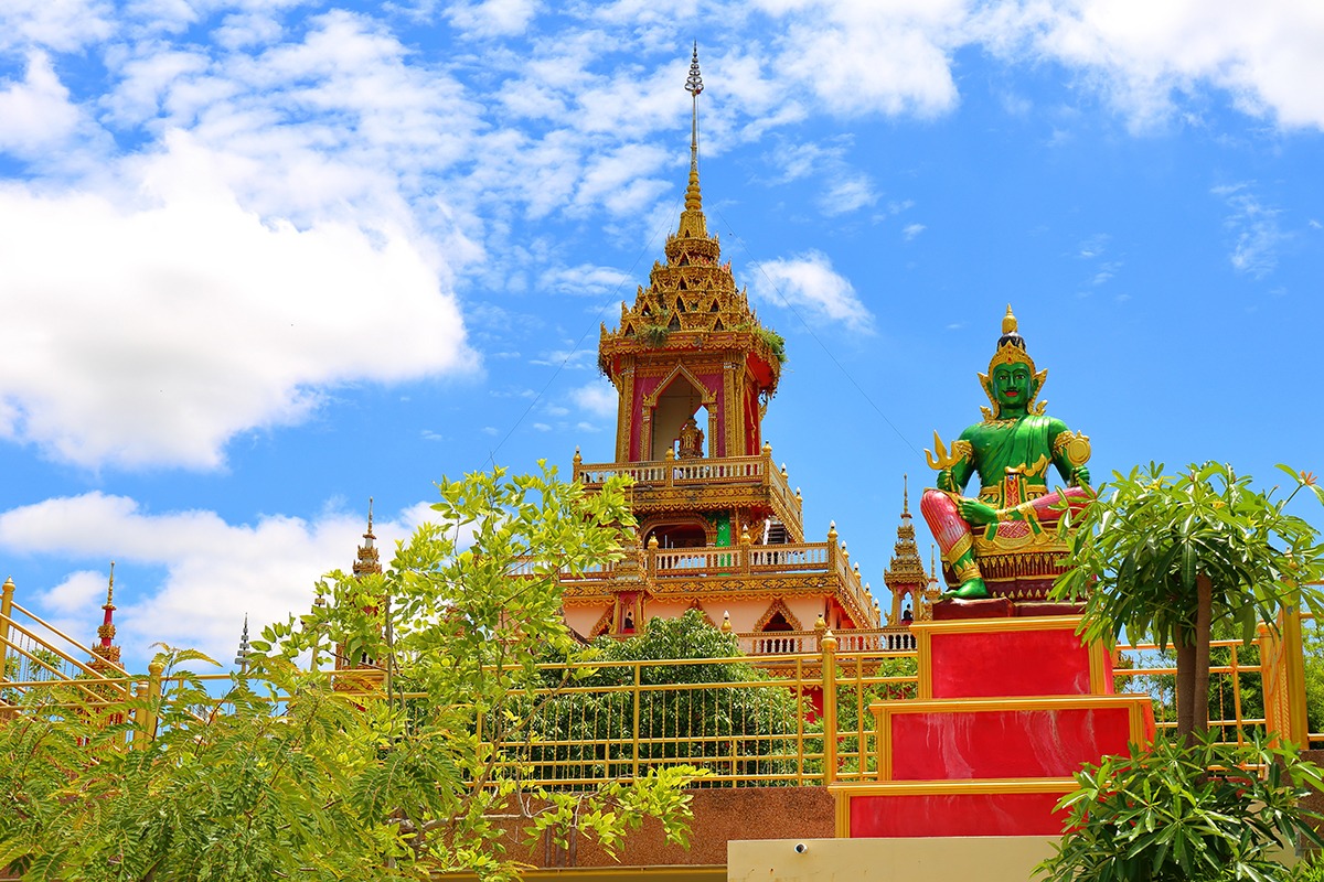 พระธาตุเรืองรอง-ศรีสะเกษ-อีสาน-ประเทศไทย