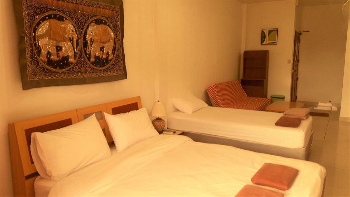 Jomtien Hostel-Pet friendly hotels in Pattaya