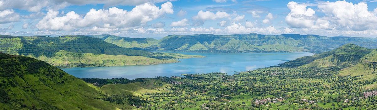 Panchagani, Mahabaleshwar an einem klaren sonnigen Tag