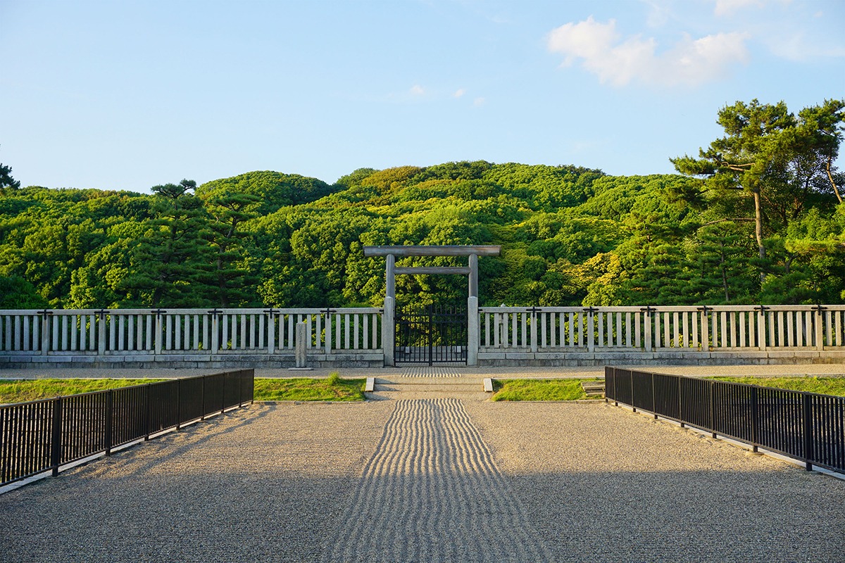 Osaka's Ancient Tumulus Clusters