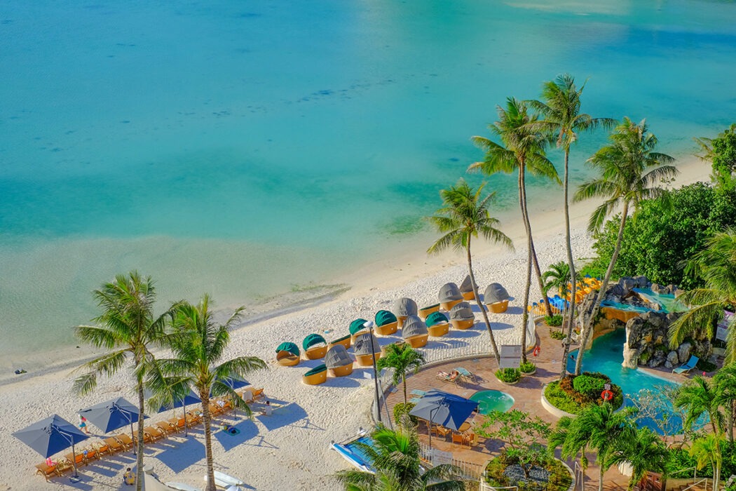 Where to Stay in Guam: Luxury Beach Resorts & Budget Hotels background image