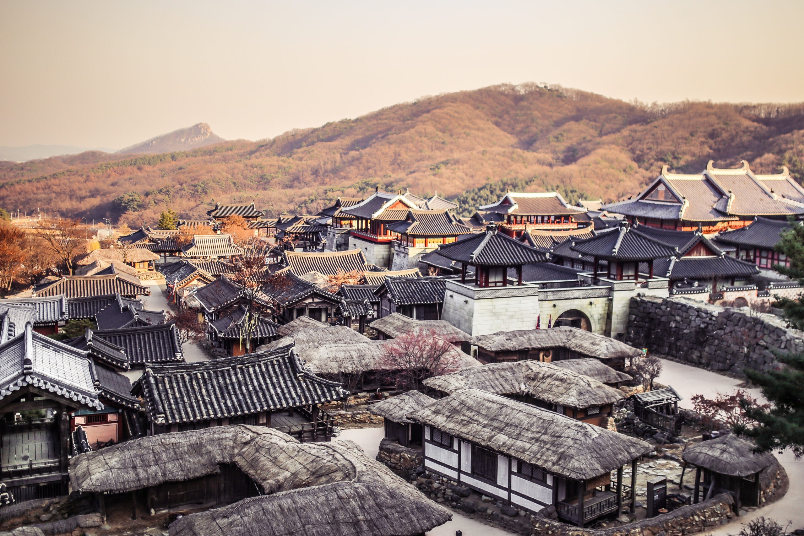 ทัวร์ยามบ่ายที่หมูบ้านพื้นเมืองเกาหลี-กิจกรรมประจำฤดูร้อน จากแคมเปญ Visit Korea Year 2023-24