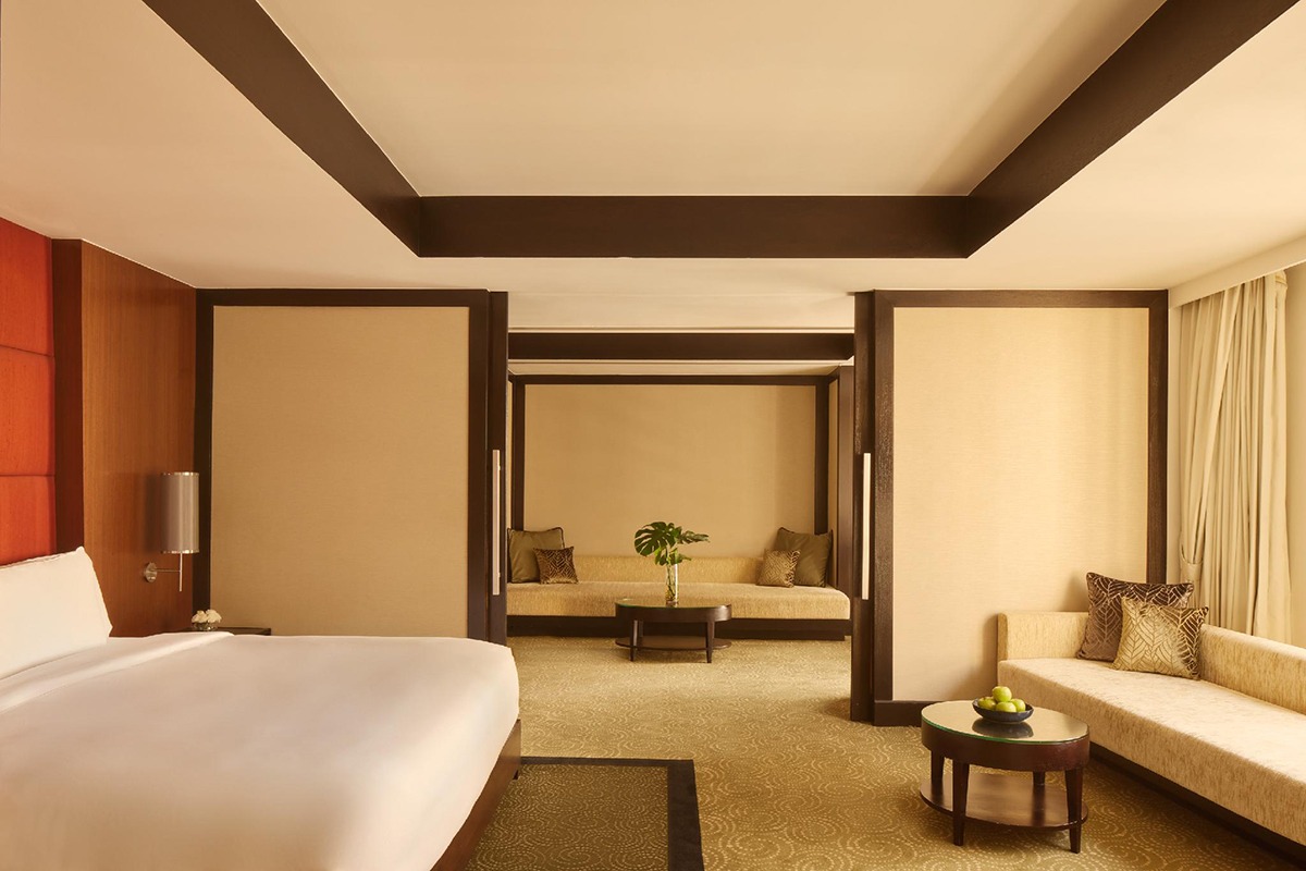 Hotels near Teeraporn Clinic-Banyan Tree Bangkok Hotel