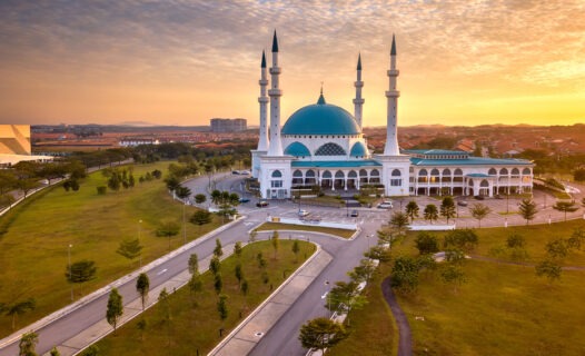 Overnight Layovers: Best Accommodations Near Johor Bahru Airports image