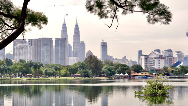 Die künstlerische Seele von Kuala Lumpur entdecken: Galerien und Straßenkunst