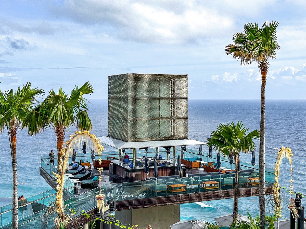 Bali Top Beach Clubs Sunset Views Party Vibes Savaya Luxury Lifestyle