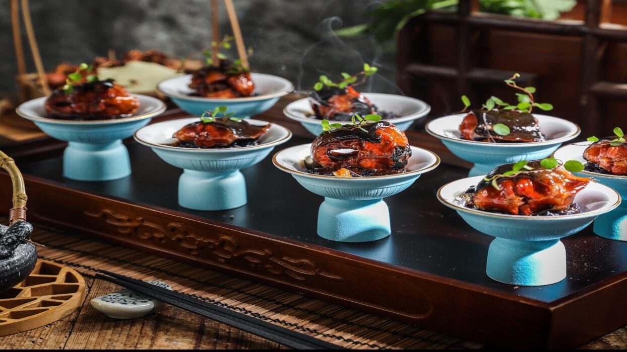 品味辉煌澳门终极奢华餐饮指南 background image