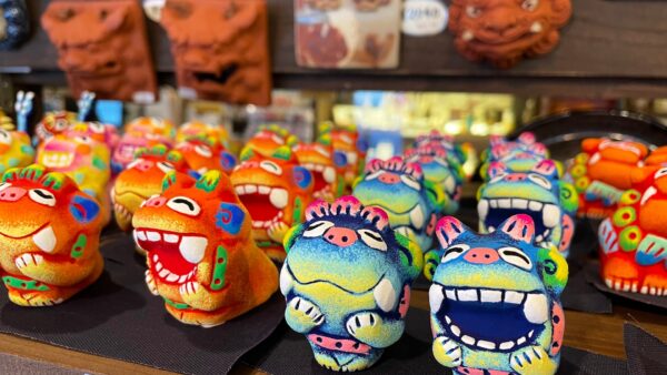 Discover Okinawa&#8217;s Unique Handicrafts: A Shopper&#8217;s Guide