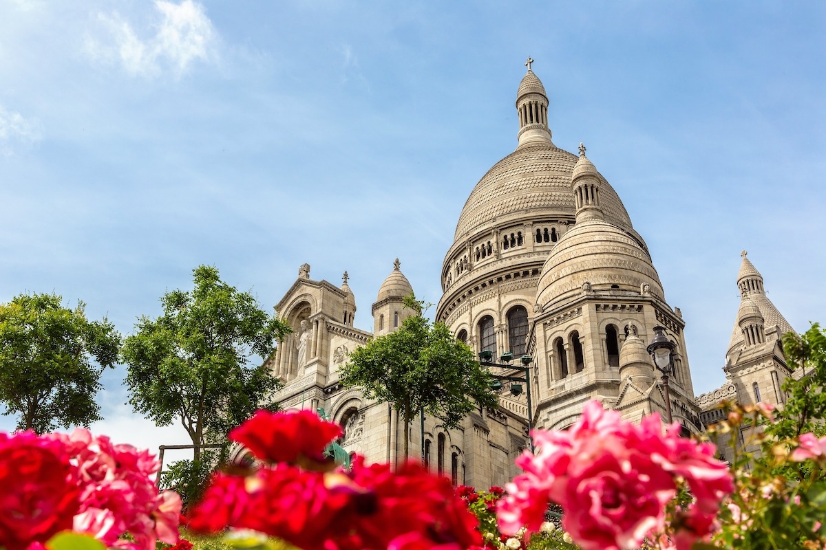 Vương cung thánh đường Thánh Tâm trên đồi Montmartre, Paris, Pháp