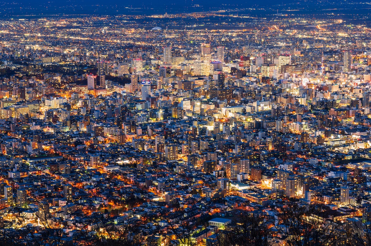 Vue nocturne de Sapporo