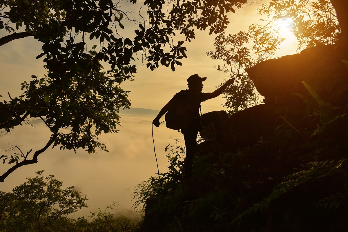 Trekking in Laos Dong Phou Vieng