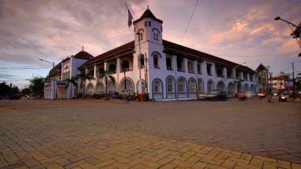 Explorer le charme historique de la vieille ville de Semarang