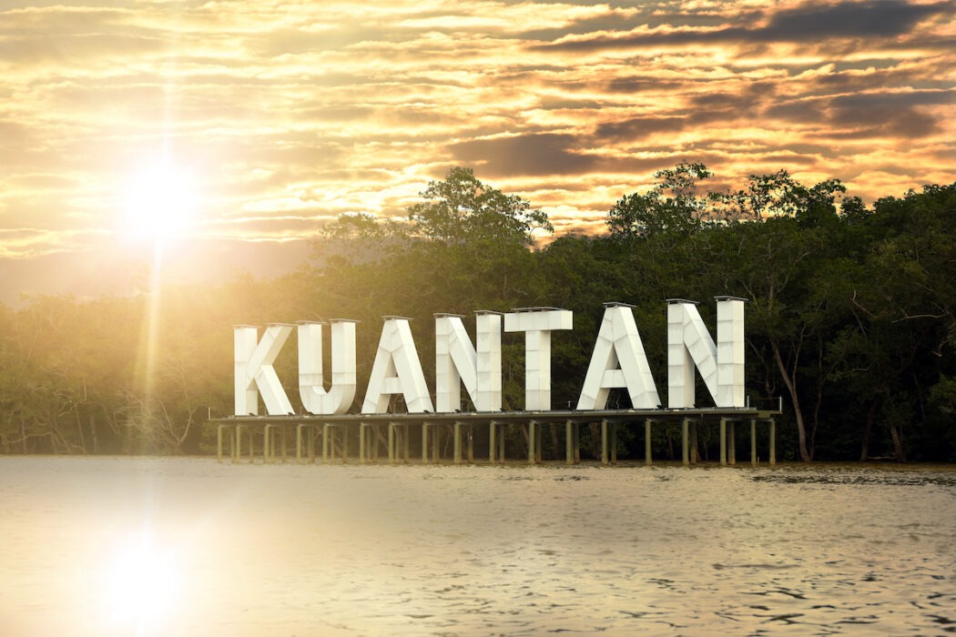 Kuantan Shopping Guide: Uncovering the Charm of Local Markets and Street Bazaars background image