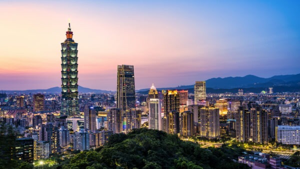 Meneroka Taipei dalam 5 Hari: Dari Pasar yang Sibuk ke Kuil Tenang
