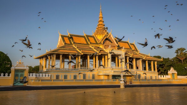 Erkundung der reichen Geschichte von Phnom Penh: Ein Leitfaden für historische Stätten, die man unbedingt gesehen haben muss