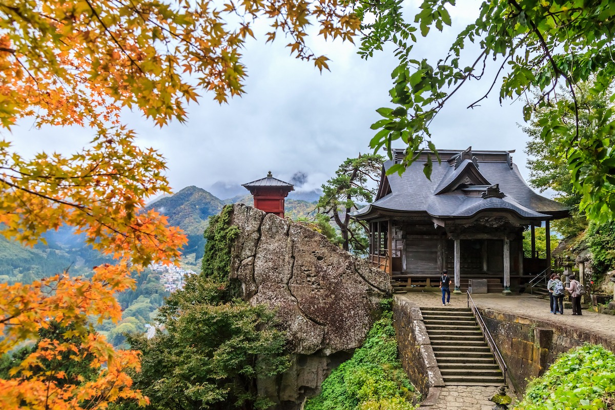 가을 시즌의 야마데라 사원, 야마가타, 일본