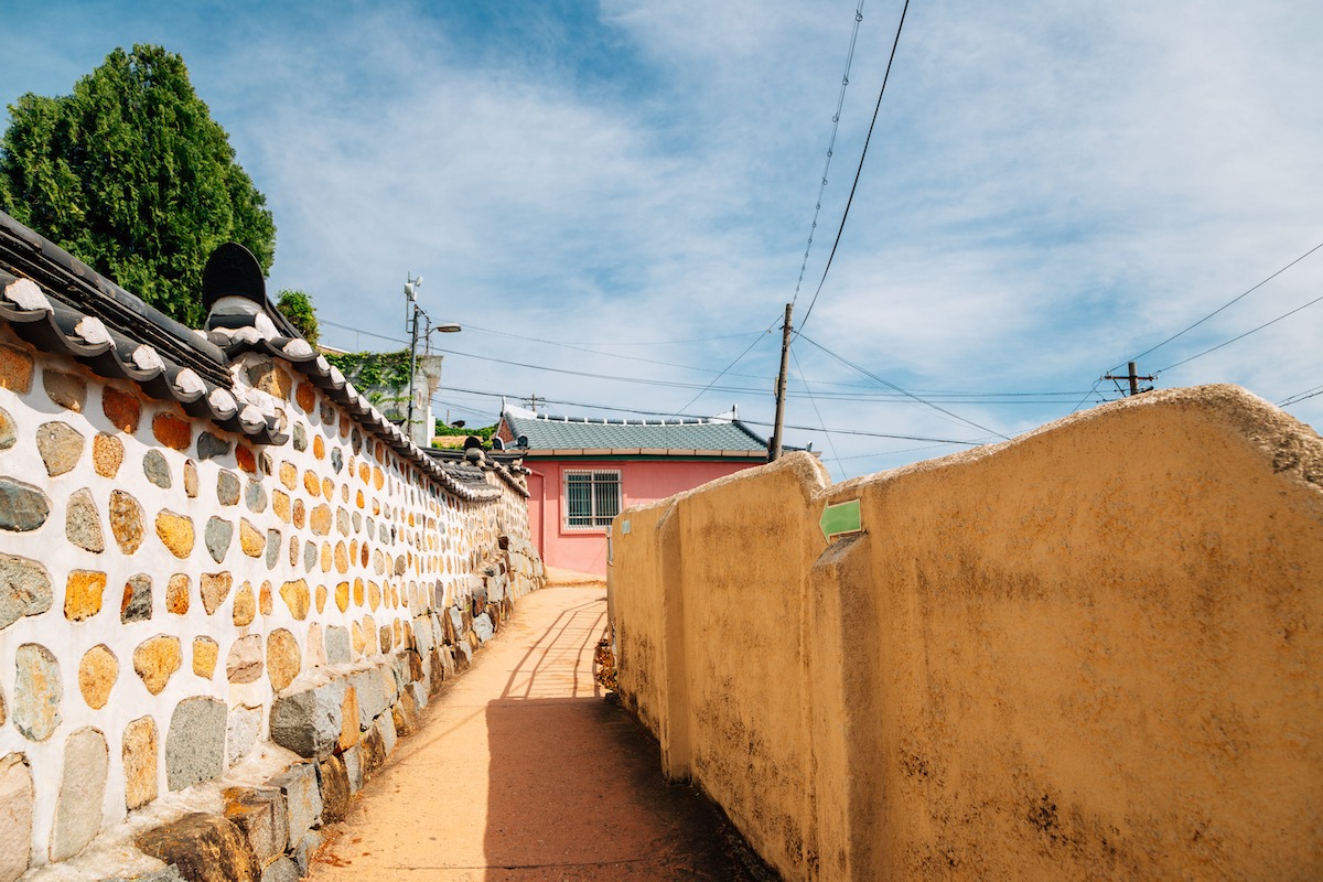 หมู่บ้านจิตรกรรมฝาผนัง Gosodong, Yeosu-si