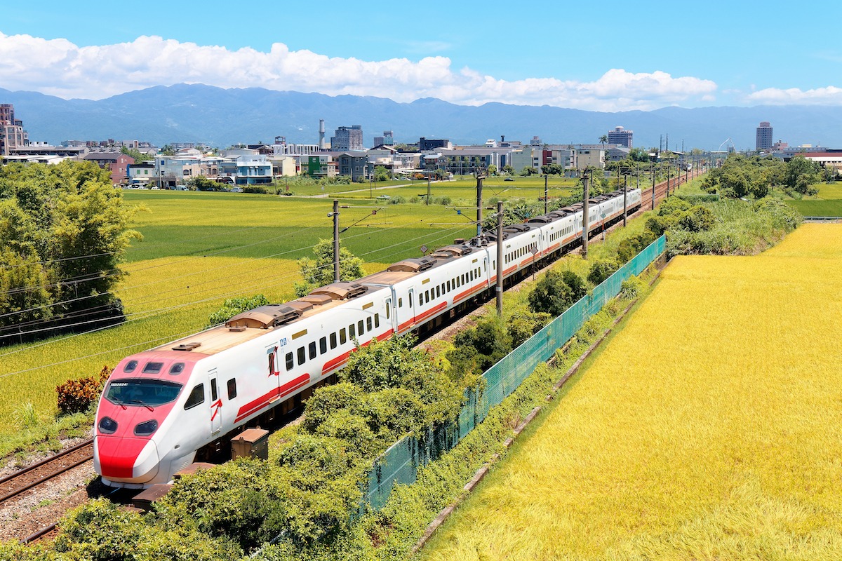 Ein Puyuma-Express-Zug