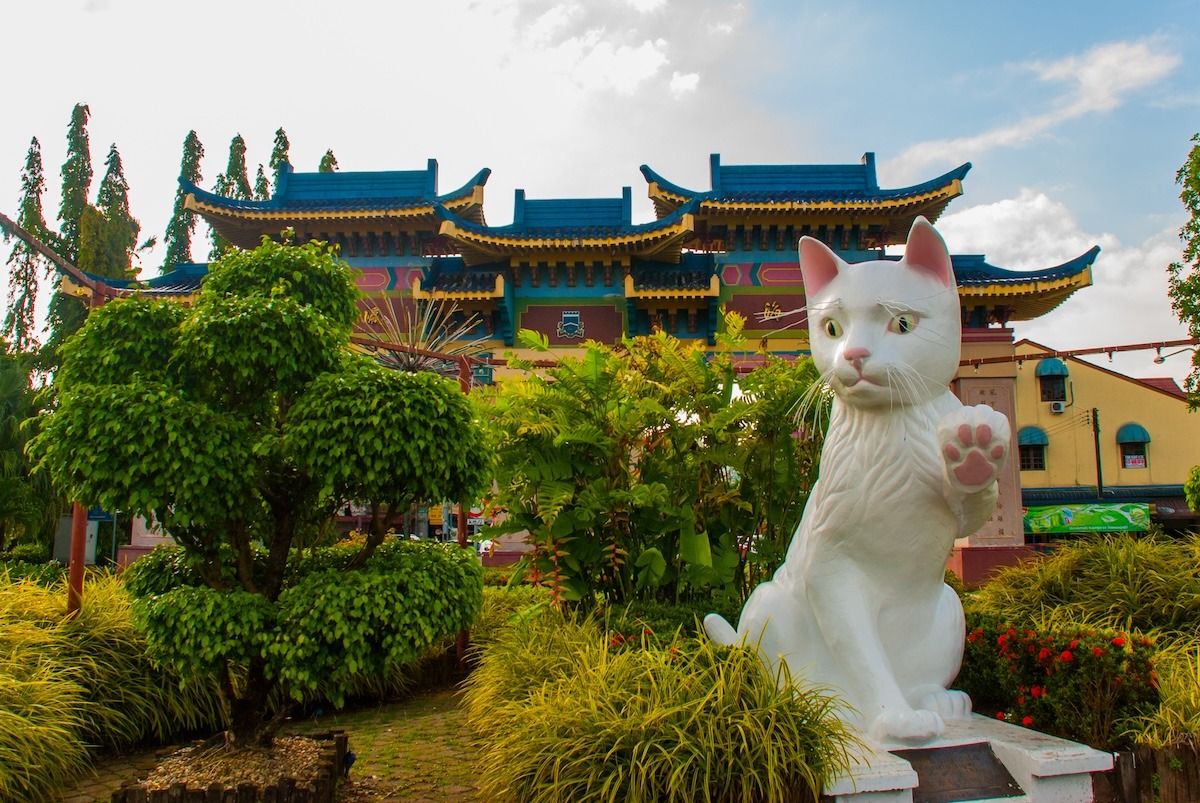 รูปปั้นแมว วงเวียนปาดูงัน เมืองกูชิง ประเทศมาเลเซีย