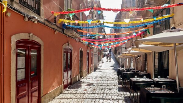 Khám phá sự quyến rũ của Lisbon: Khám phá các điểm tham quan và kho tàng văn hóa hàng đầu