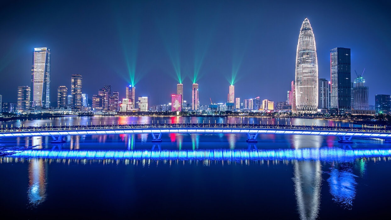 深圳天黑後:城市最佳夜生活指南 background image