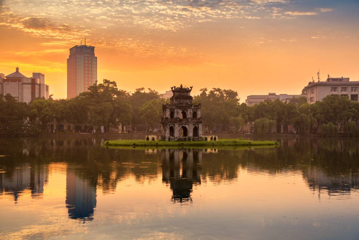 Tasik Hoan Kiem, Hanoi, Vietnam