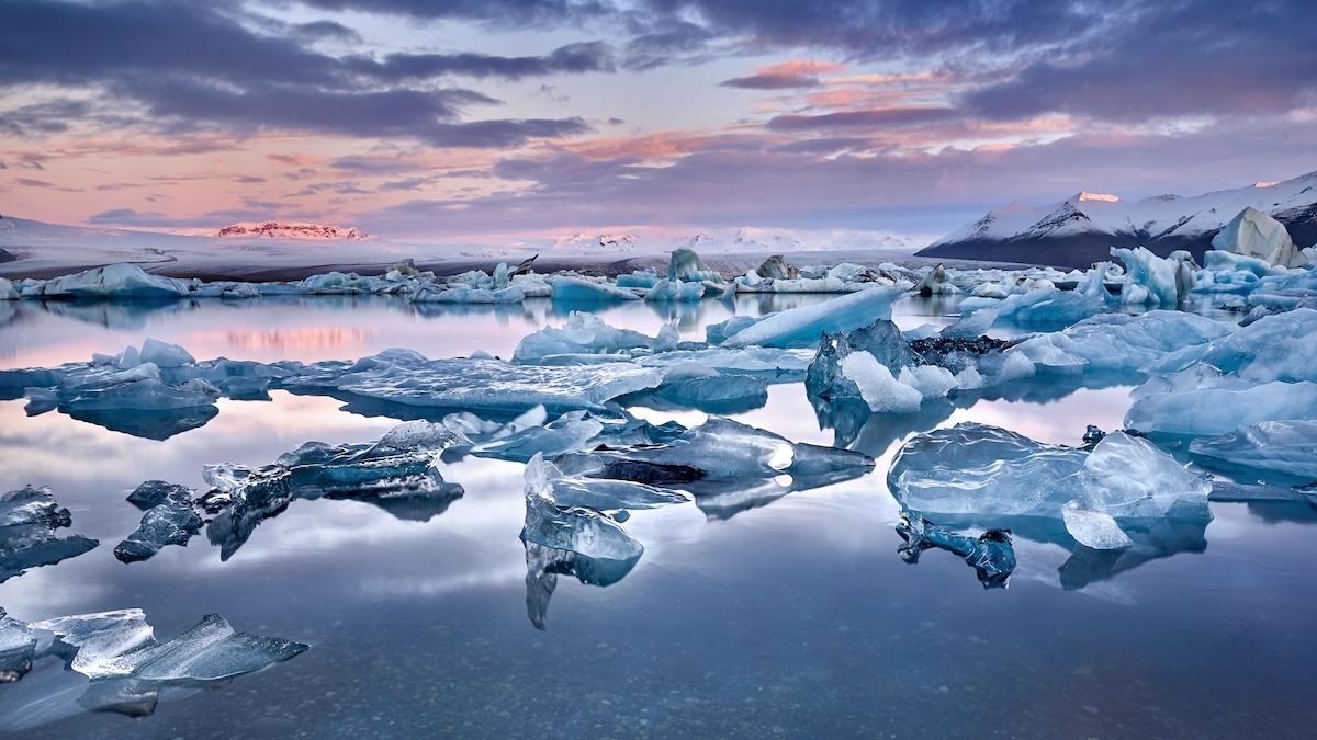 ทะเลสาบธารน้ำแข็ง Jokulsarlon ประเทศไอซ์แลนด์