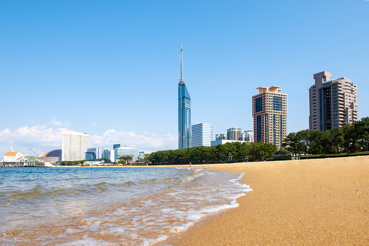 Fukuoka Tower and Momochi Seaside Park