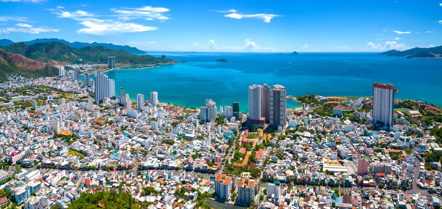 Unveiling Nha Trang: A Shopper’s Paradise background image