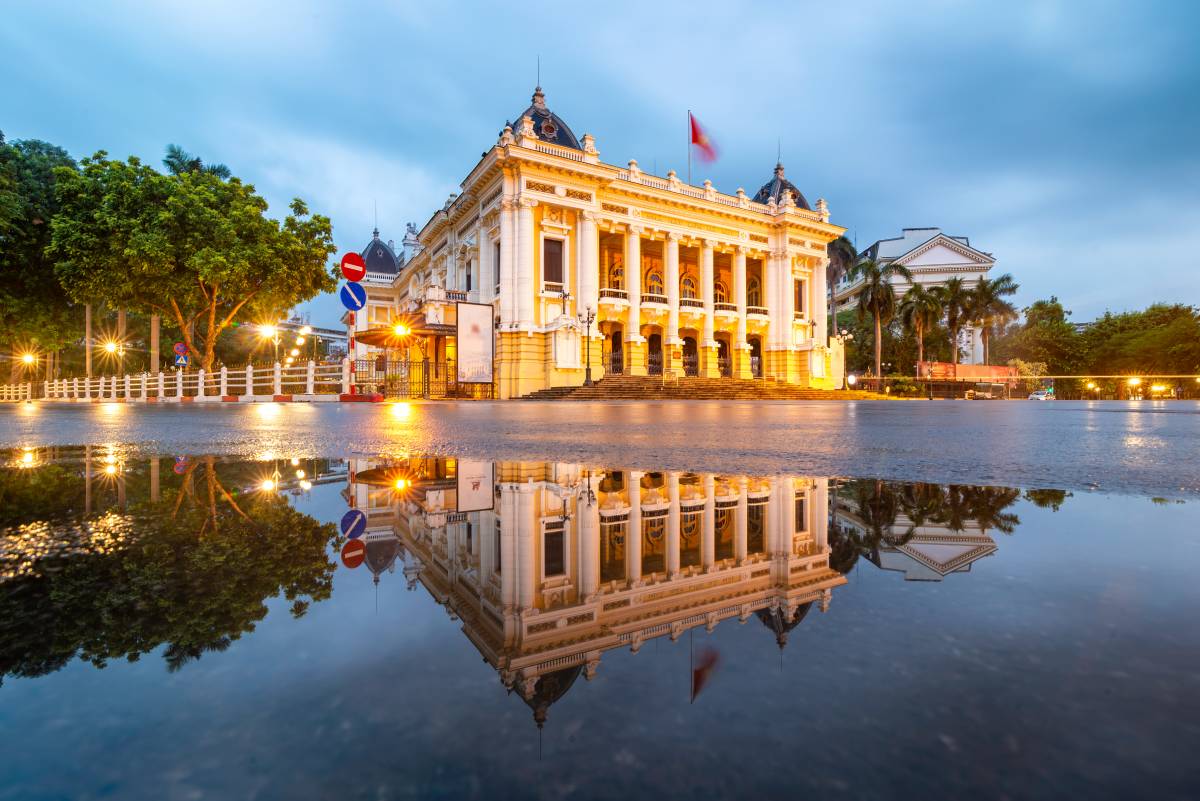 โรงละครโอเปราฮานอย ประเทศเวียดนาม