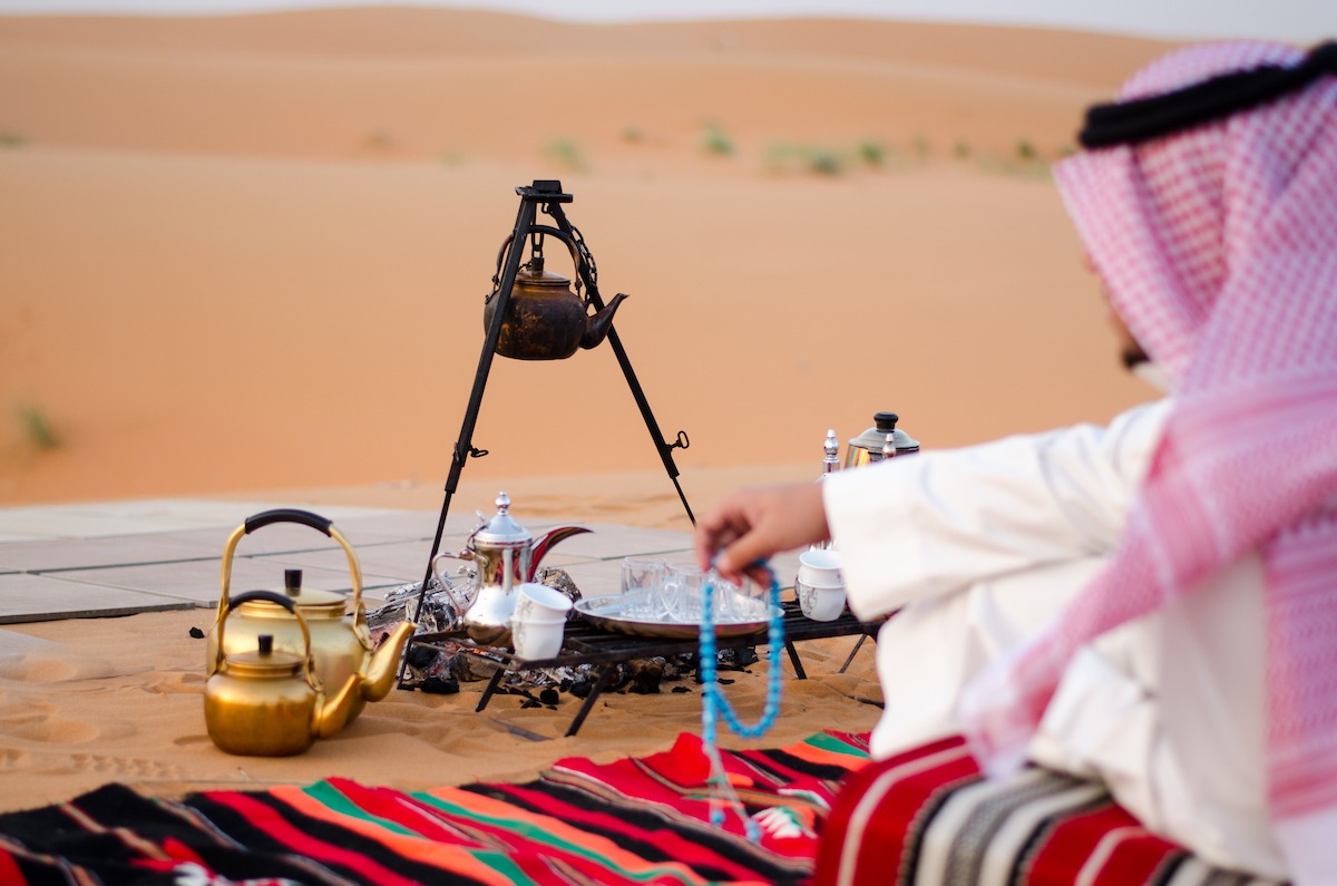 Tradisi teh di Arab Saudi Tradisi teh di Arab Saudi