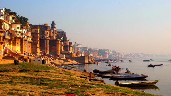 Silken Dreams à Varanasi : L&rsquo;expérience ultime du shopping