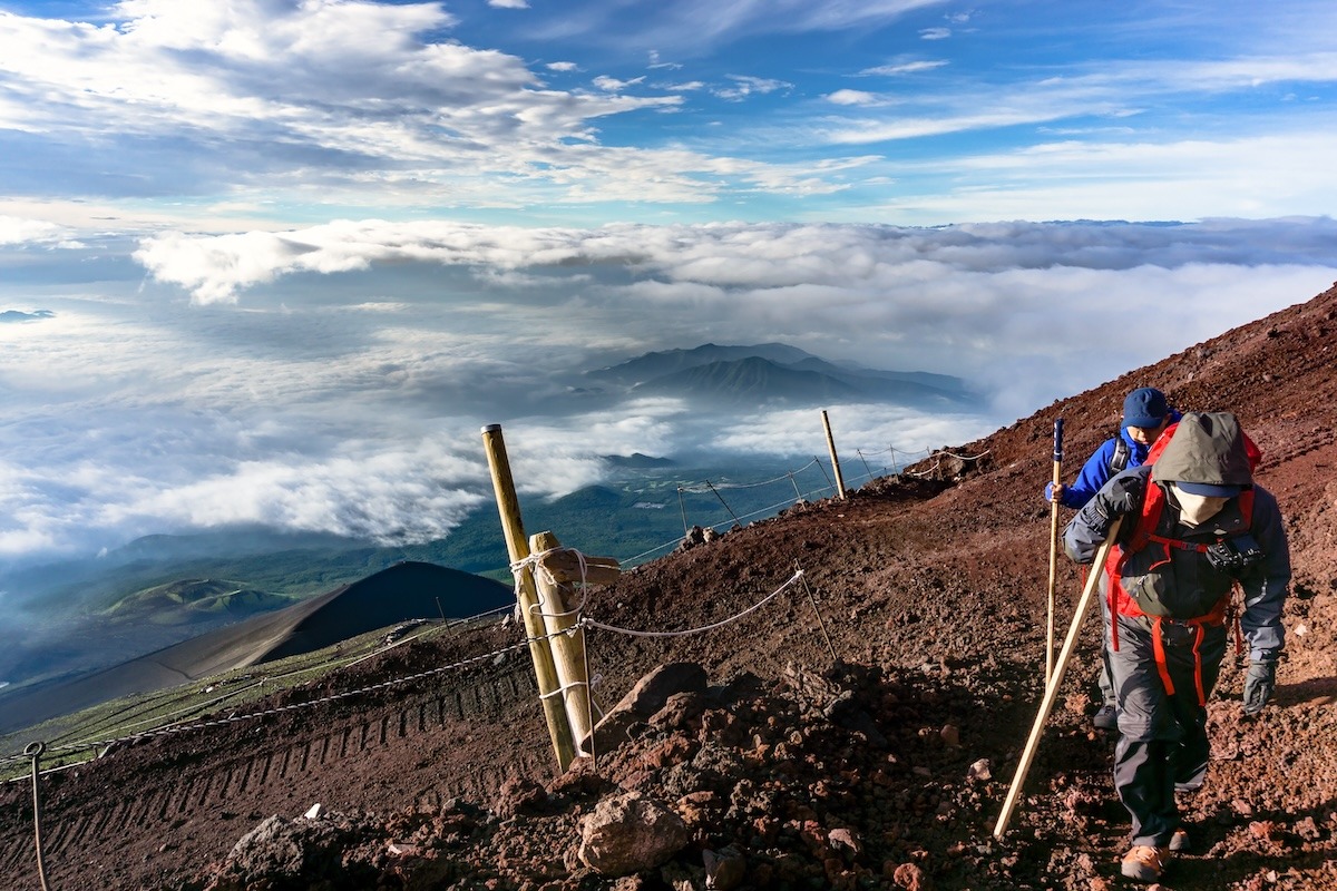 مسار التنزه سيرًا على الأقدام في جبل فوجي جوتيمبا، اليابان