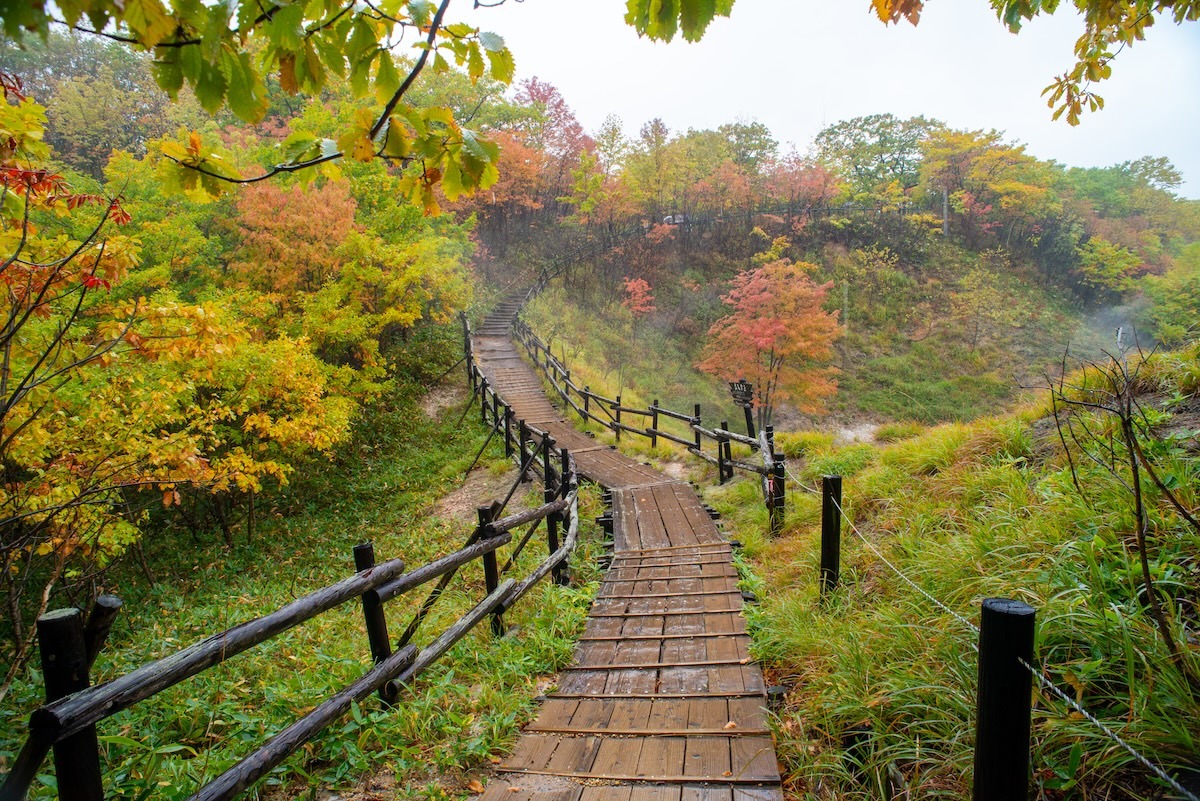 Jigokudani valley in Autumn at Noboribetsu, Hokkaido, Japan