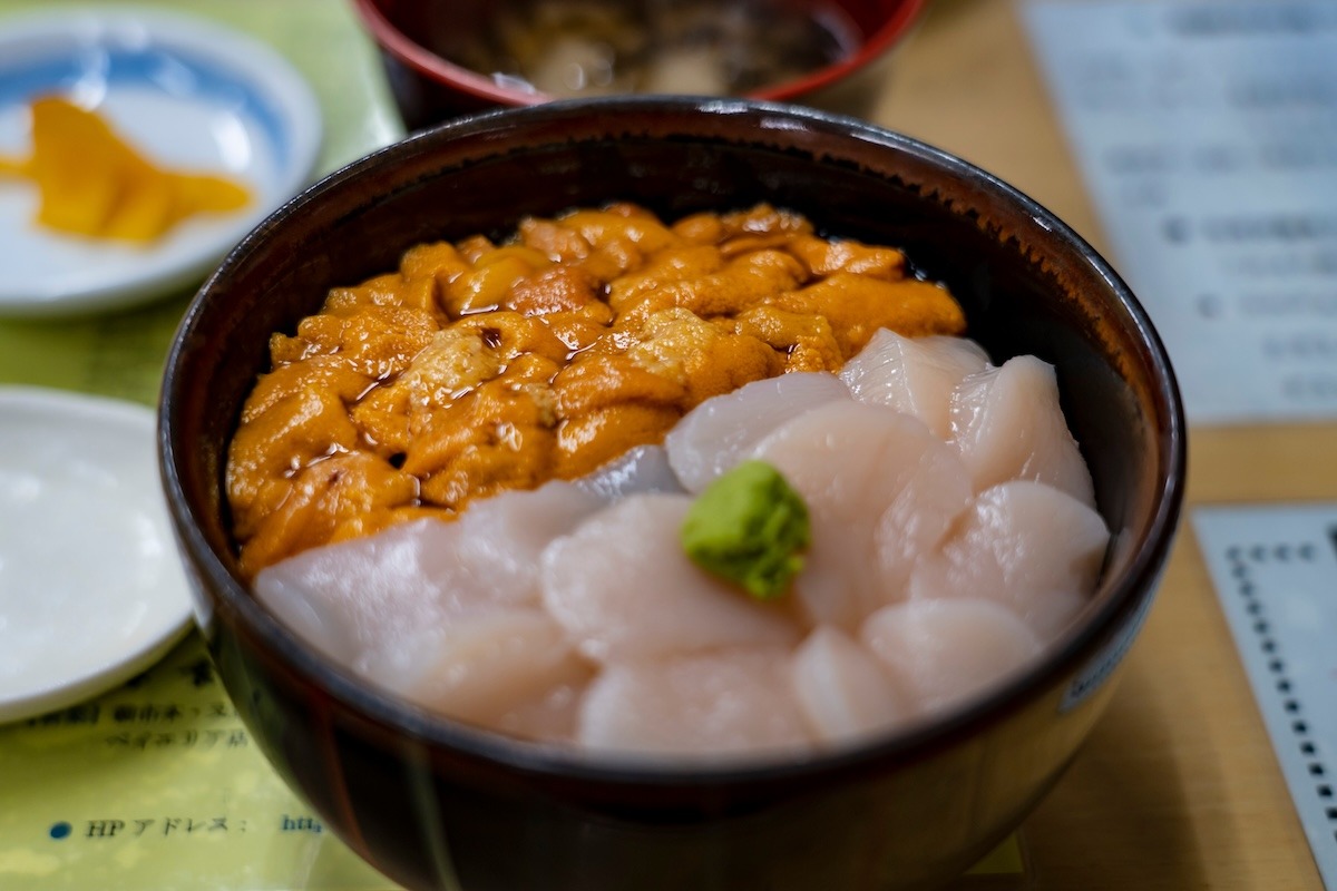 Rice bowl at Noboribetsu seafood market, Japan