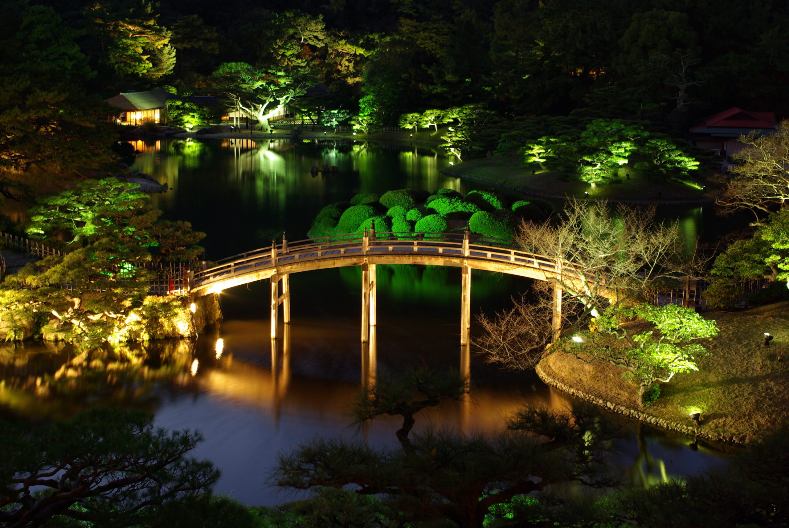 高鬆立林花園