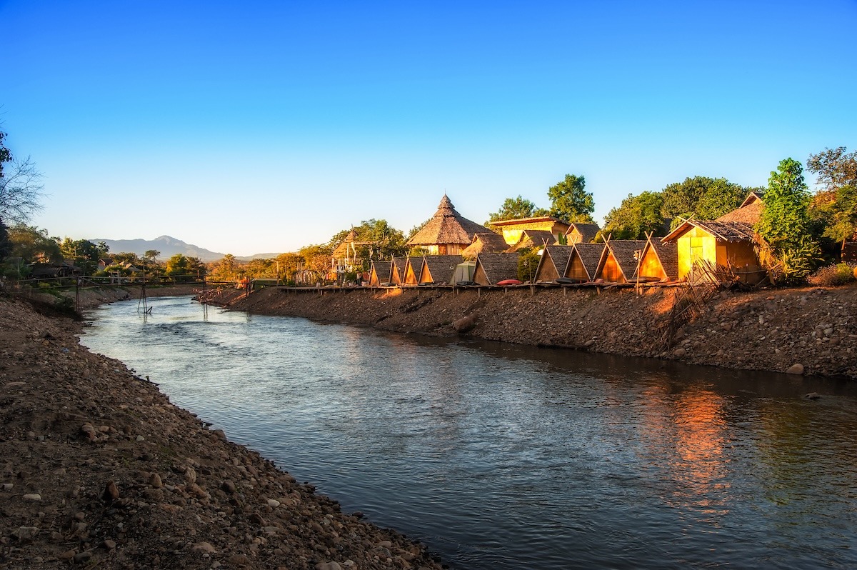 Pondok tepi sungai, Pai Maehongson, Thailand