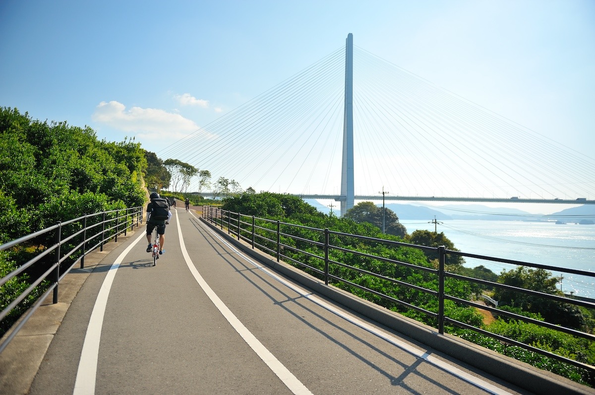 Jalan tol dan rute bersepeda Shimanami Kaido, Jepang