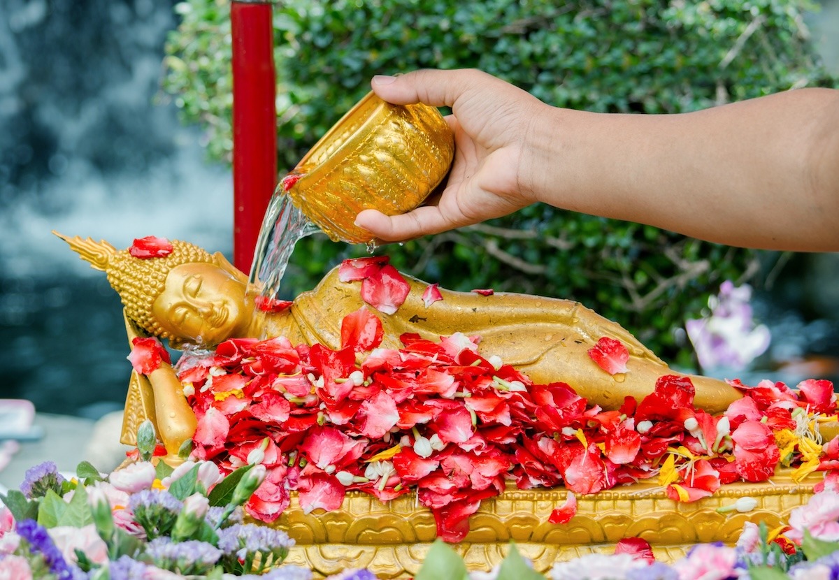 Songkran Celebration, Wat Pho, Bangkok, Thailand