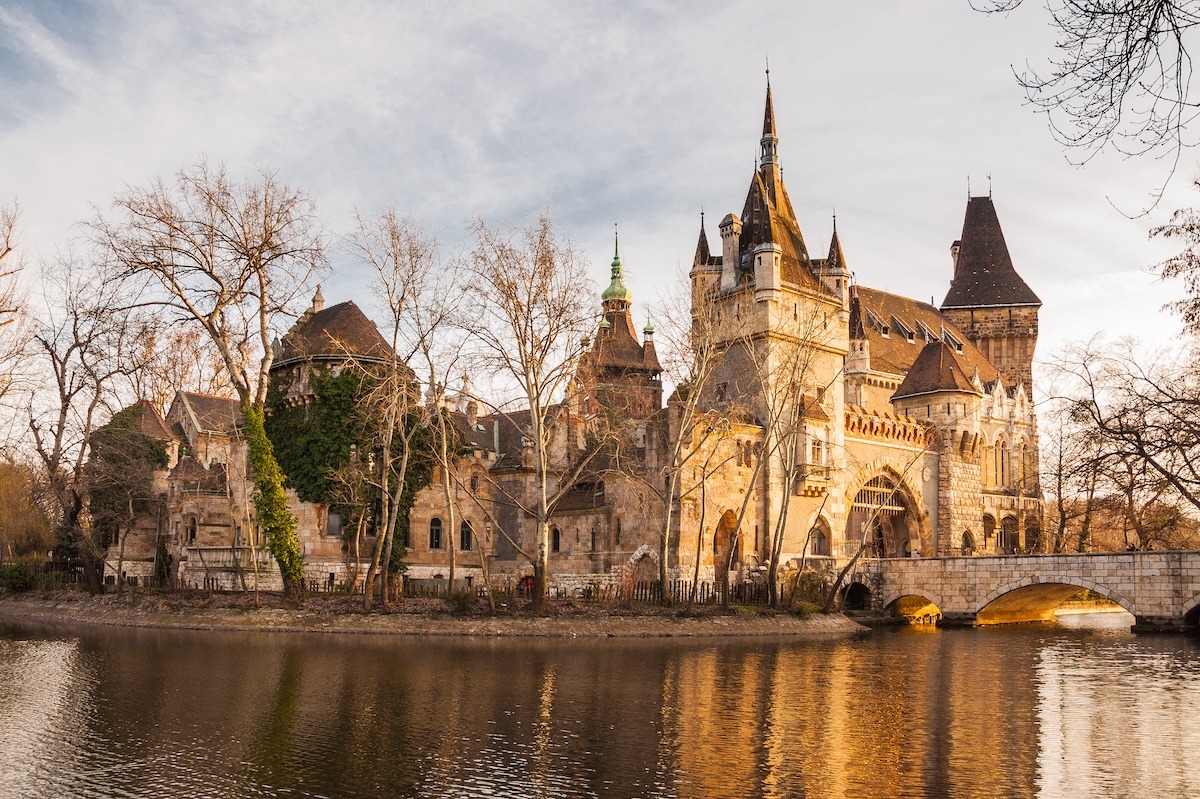 Lâu đài Vajdahunyad, Công viên thành phố Budapest, Hungary