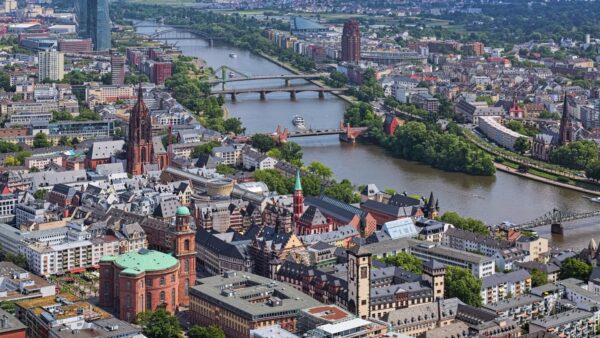 3 Hari di Frankfurt am Main Rencana Perjalanan: Menjelajahi Jantung Eropa