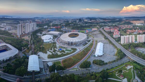 쿠알라룸푸르에서 열리는 2024 테니사이 테드랄 데바 콘서트를 경험하는 최고의 가이드