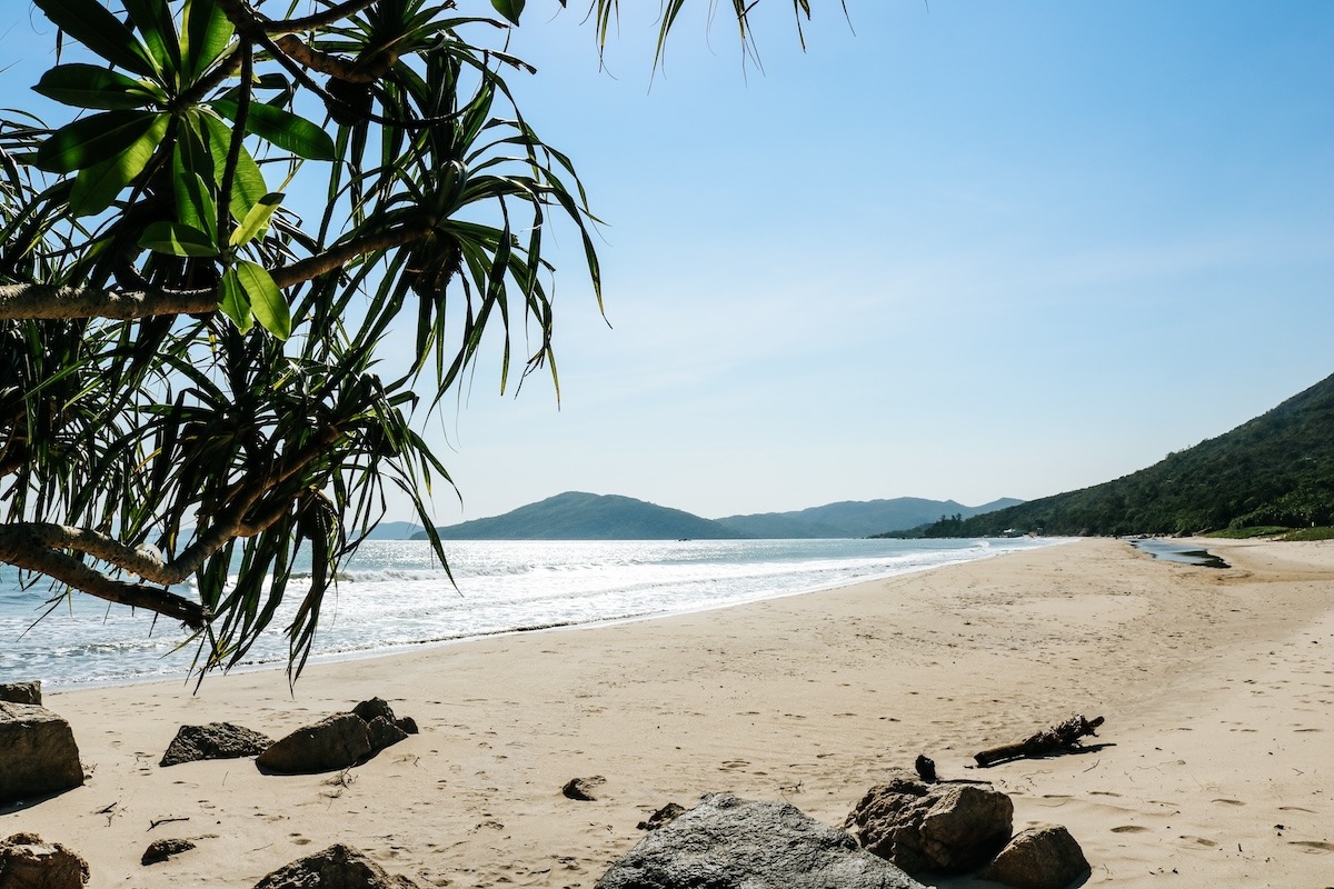 หาดเฉิงชา เกาะลันเตา ฮ่องกง