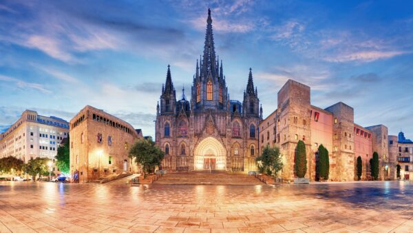 Welcome to Your Unforgettable Weekend Getaway in Barcelona!