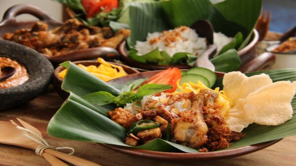 ジャカルタを味わう：インドネシアの首都を巡る料理の旅