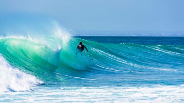 Fangen Sie die Welle! Epische Surfspots auf Bali, die dich begeistern werden