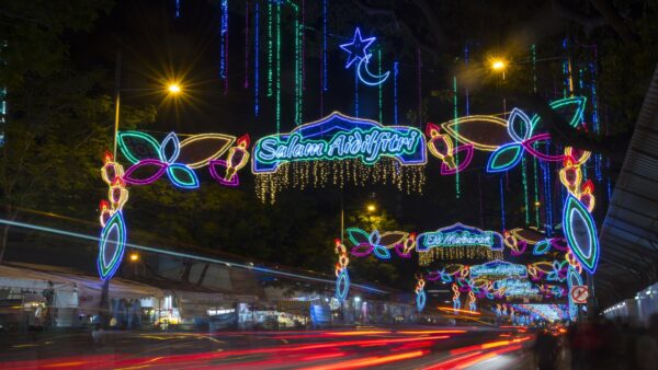 新加坡的开斋节庆祝活动：多元文化的融合