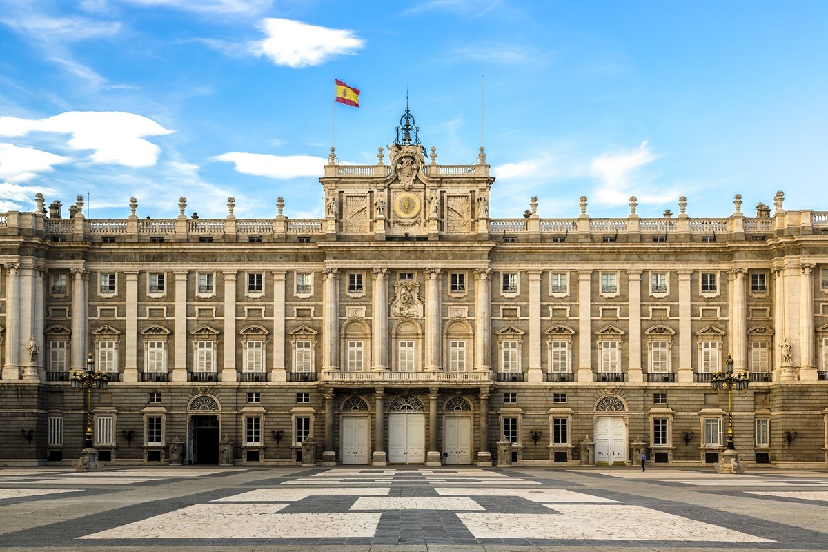 마드리드 왕궁, 스페인